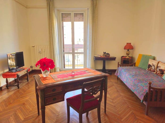 Appartamento trilocale in affitto in Via Antonio Bazzini, Città Studi, Milano