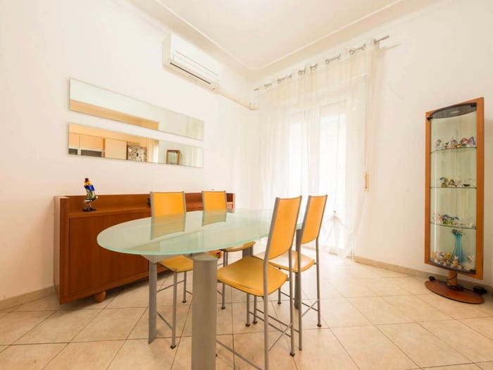 Appartamento quadrilocale in vendita in Salita Brasile, Bolzaneto, Genova