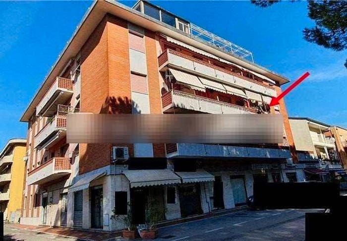 Appartamento con 6 locali in vendita in Fraz MarinaVia Bassagrande, Marina di Carrara, Carrara