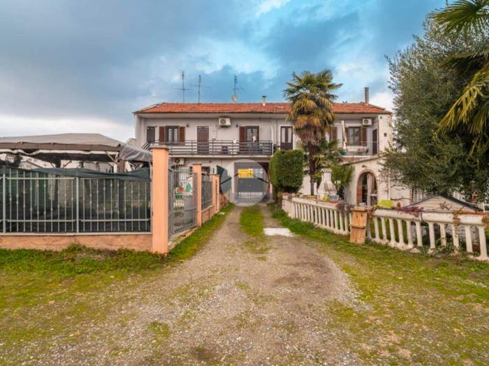 Appartamento trilocale in vendita in Strada orbassano, Centro, Beinasco