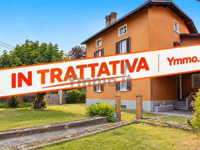Casa con 6 locali in vendita in Via Erminia Maggi, Centro, Cuvio