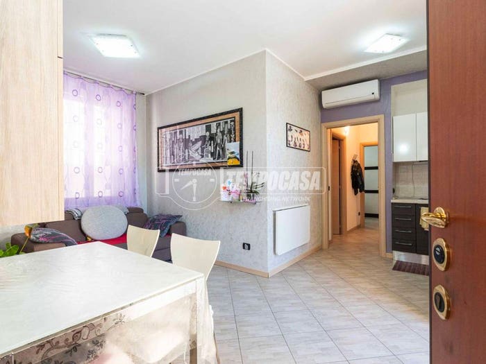 Appartamento trilocale in vendita in Via Fiume, Nobile Monguzzo, Monguzzo