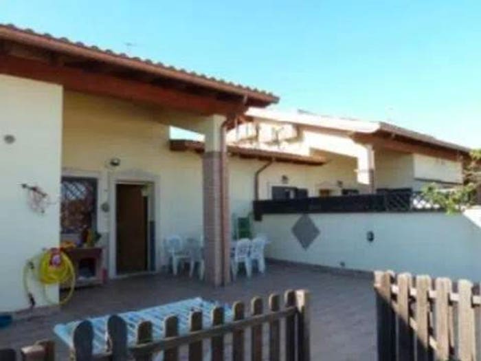 Casa quadrilocale in vendita in Via Dei Nespoli, Tor San Lorenzo Nuova California, Ardea