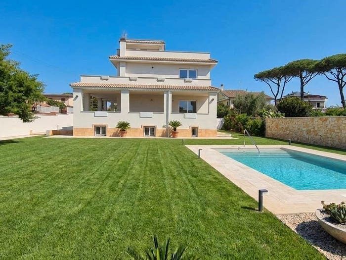 Casa con 6 locali in vendita in Via Passo Forcella, Cioccati Zucchetti, Nettuno