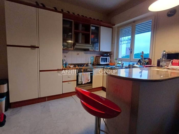 Appartamento quadrilocale in vendita in Viale Eugenio Chiesa, Centro, Massa