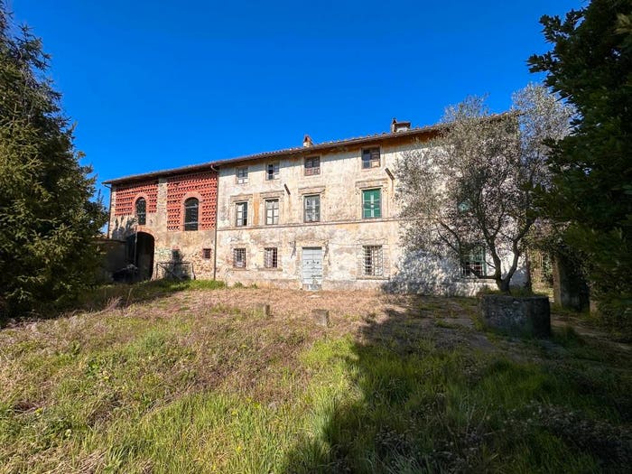 Casa con 6 locali in vendita in Via dei Cantieri in Verciano, Verciano Guamo, Capannori