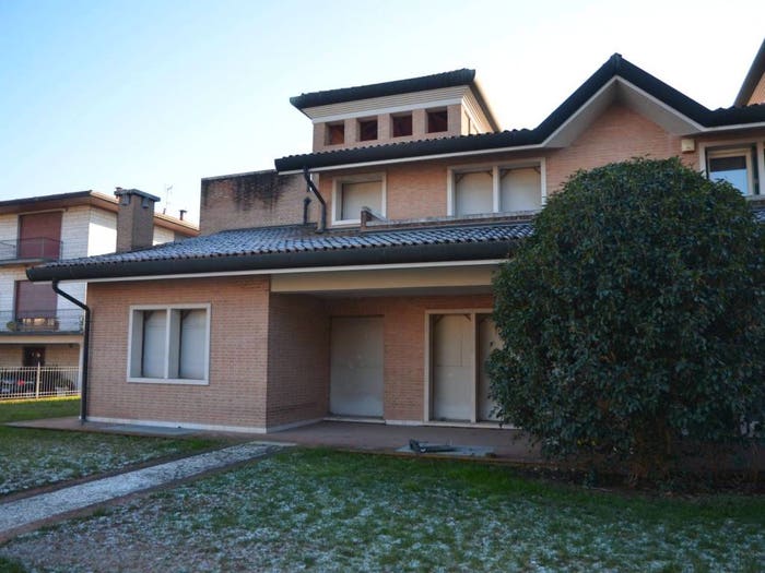 Casa con 6 locali in vendita in Via Niga, Centro, Azzano Mella