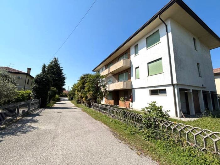 Casa quadrilocale in vendita in Via Europa, Centro, Ponte di Piave