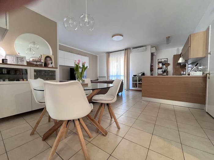Appartamento con 5 locali in vendita in Via Libero Grassi, Smia, Jesi