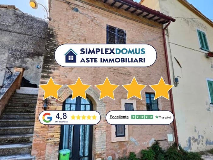 Appartamento trilocale in vendita in Località S Clemente, Montefalco