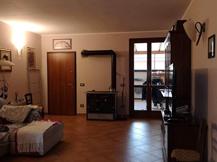 Appartamento trilocale in vendita in Moglia