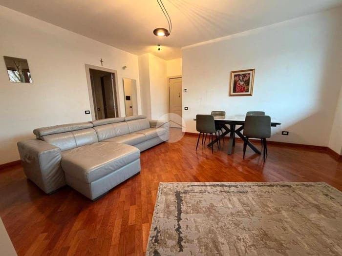 Appartamento trilocale in vendita in Via Taranto, Tre Castelli Faenza, Milano