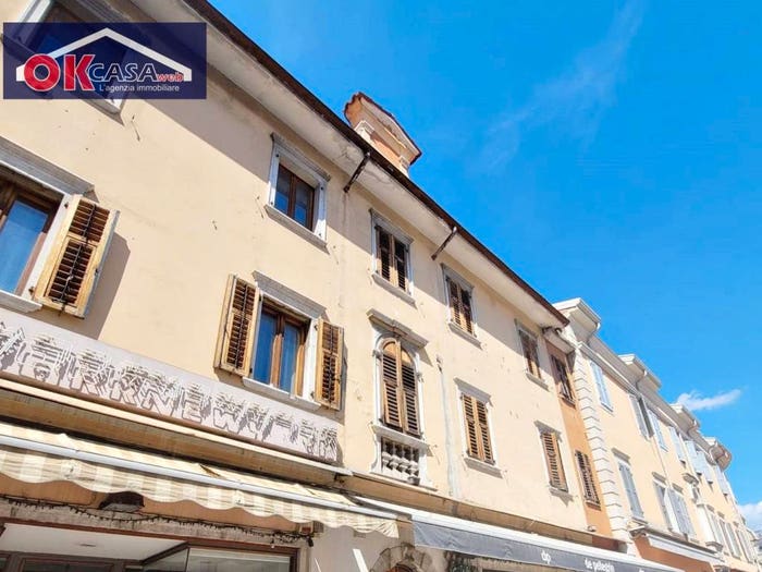 Appartamento con 6 locali in vendita in Via Duca d'Aosta, Centro, Monfalcone