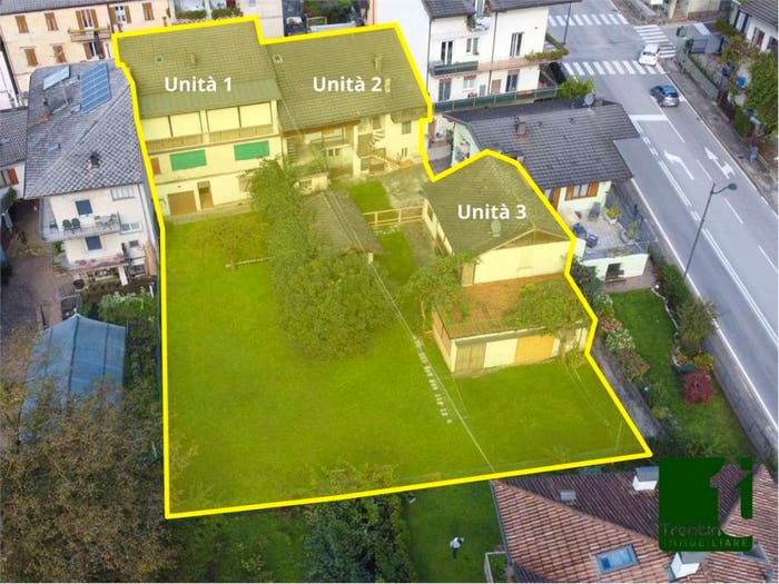Casa con 6 locali in vendita in via cesare battisti, Centro, Levico Terme