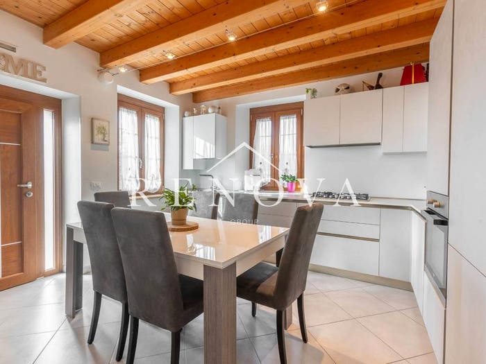 Casa con 5 locali in vendita in Via Chignola, Boi, Caprino Veronese