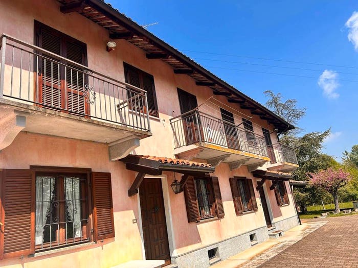 Casa con 6 locali in vendita in Frazione Sessant, Sessant San Grato, Asti