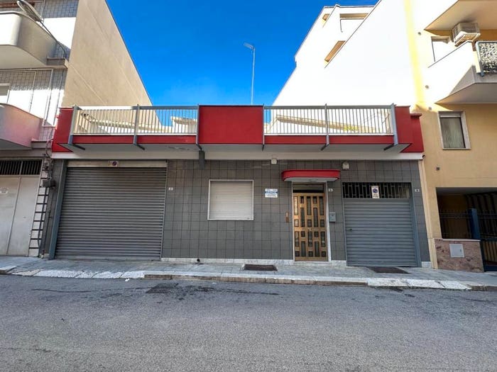 Casa con 5 locali in vendita in Via Giuseppe Sapeto, Monticelli Croci, Andria