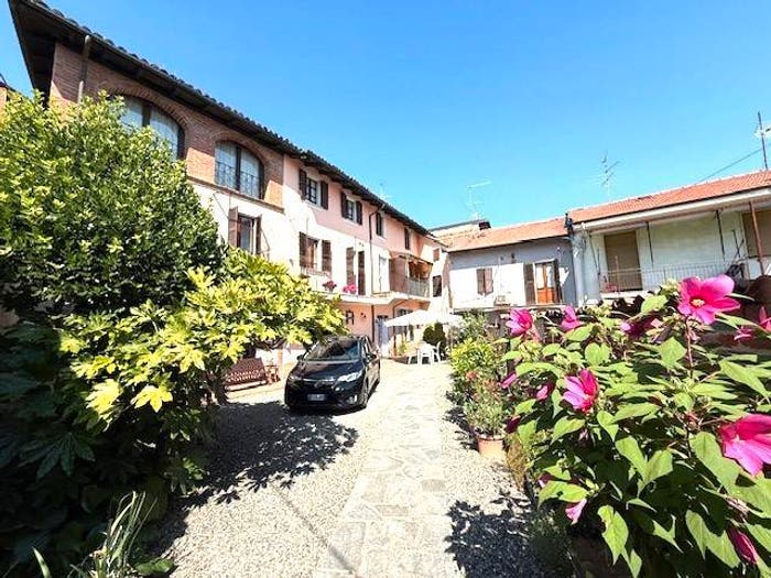 Casa con 6 locali in vendita in Via Santa Caterina, Centro, Cassine