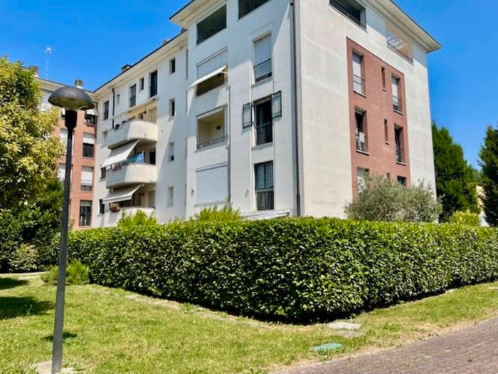 Appartamento quadrilocale in vendita in Villaggio Giardino, Modena