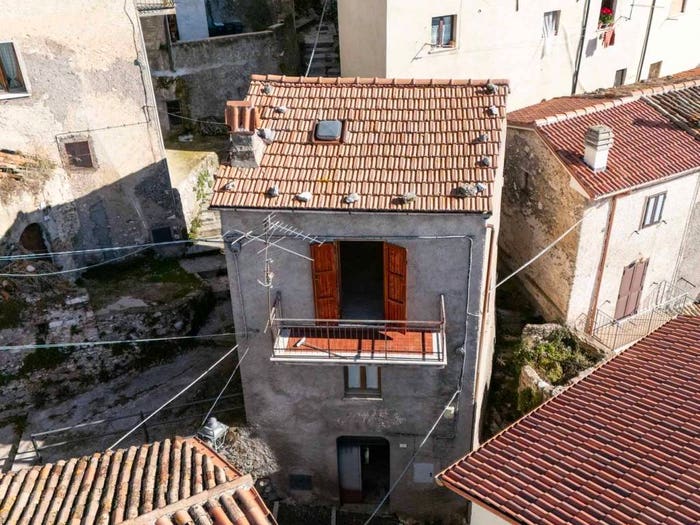 Casa trilocale in vendita in Via San Francesco, Centro, Poggio Bustone