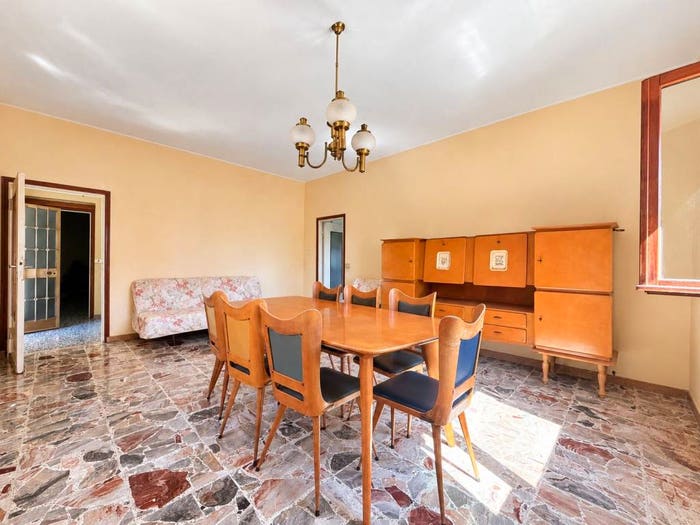Casa con 6 locali in vendita in Via Divisione Alpina Tridentina, Mapello
