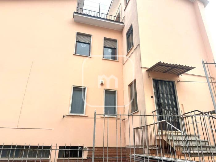 Appartamento con 6 locali in vendita in Via della Fontana, Centro, Colonna