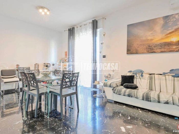 Appartamento con 5 locali in vendita in Via Adriano Cecioni, Goito Montebello, Livorno