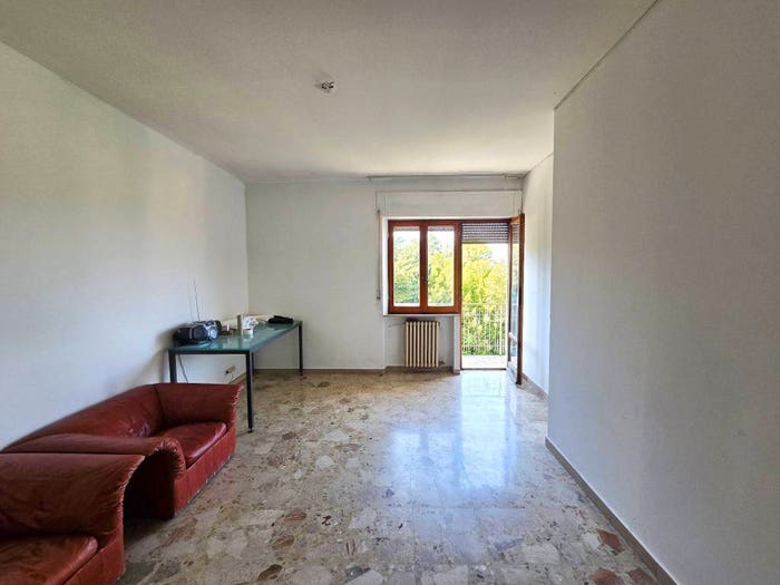 Appartamento quadrilocale in vendita in Via Carlo Sorcinelli, Centro, Macerata