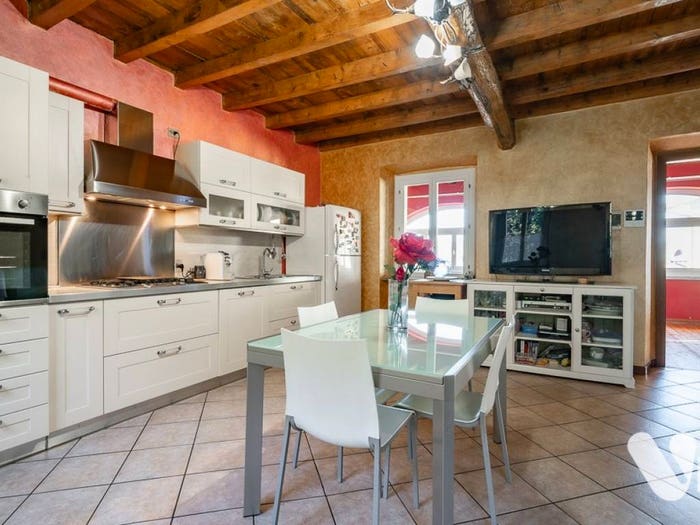 Appartamento trilocale in vendita in Via Convento, Sirone
