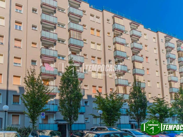 Appartamento trilocale in vendita in Via Filippo de Pisis, Quarto Oggiaro, Milano