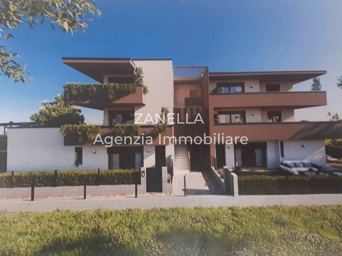 Appartamento con 5 locali in vendita in Via Valsugana, Castelfranco Veneto