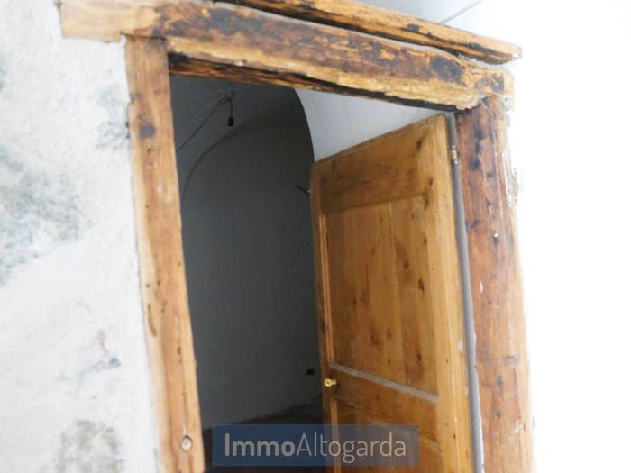 Casa trilocale in vendita in Frazione Larido, Bivedo Larido Marazzone, Bleggio Superiore
