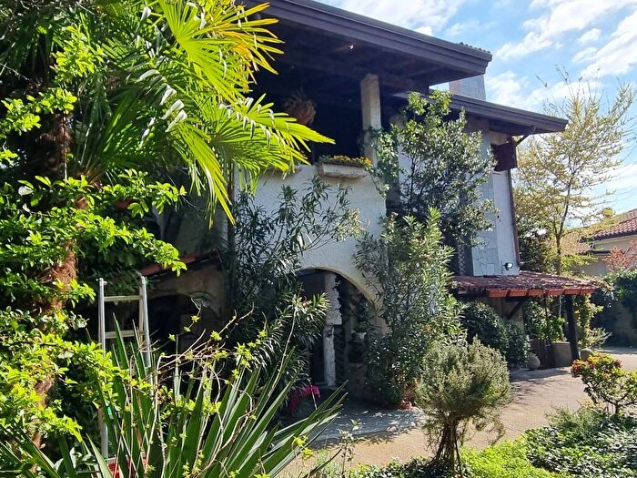 Casa con 6 locali in vendita in Via Barbanti, Ravello Villastanza Villapia, Parabiago