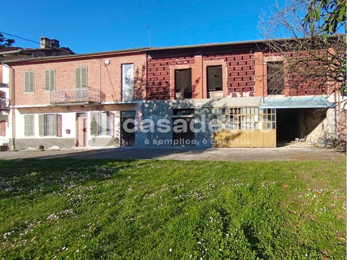 Casa con 5 locali in vendita in ALBARENGO ALTO, Montiglio Monferrato