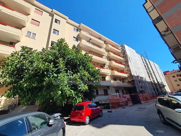 Appartamento quadrilocale in vendita in Via Renato Caccioppoli, Caserta