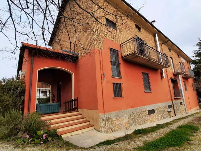 Casa con 5 locali in vendita in Località Manera, Benevello