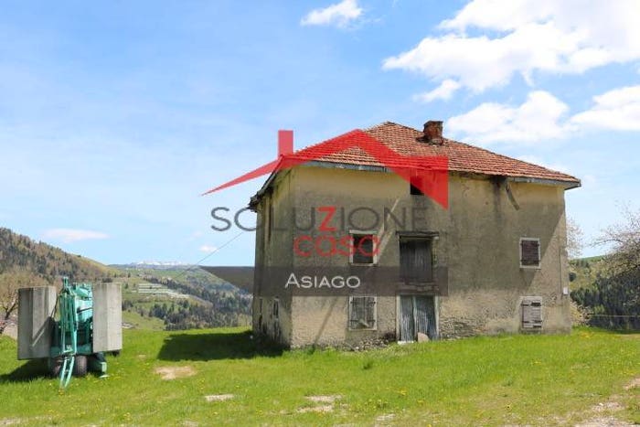 Casa in vendita in Via Marini, Gallio