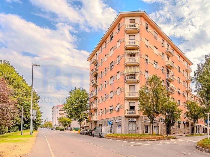 Appartamento con 5 locali in vendita in Via del Mercato, Centro, Cossato