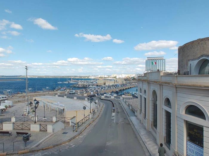 Appartamento con 5 locali in vendita in Riviera Cristoforo Colombo, Centro Storico, Gallipoli