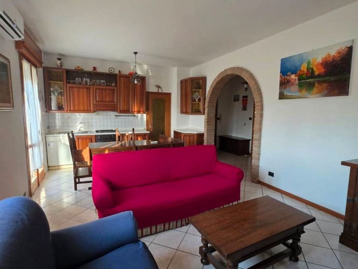 Appartamento trilocale in vendita in Via Achille Grandi, Centro, Voghiera