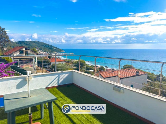 Appartamento quadrilocale in vendita in Via Immacolata, Marina Di Andora, Andora