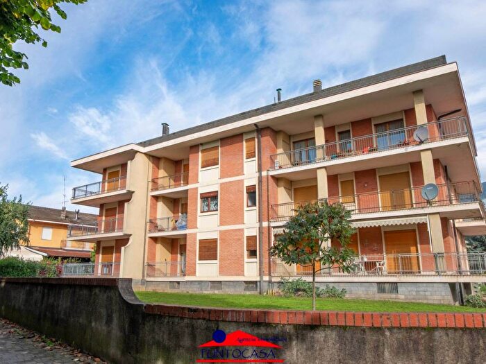 Appartamento trilocale in vendita in Via della Repubblica, Centro, Dronero