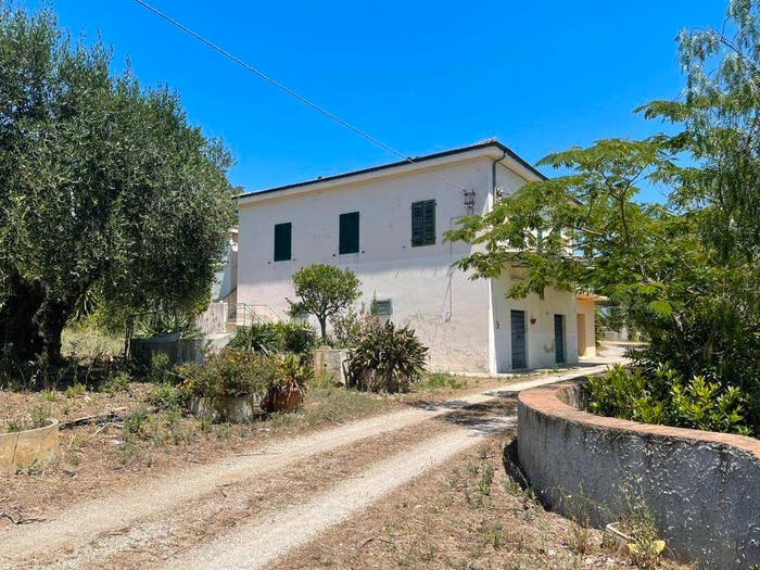 Casa con 6 locali in vendita in Portoferraio