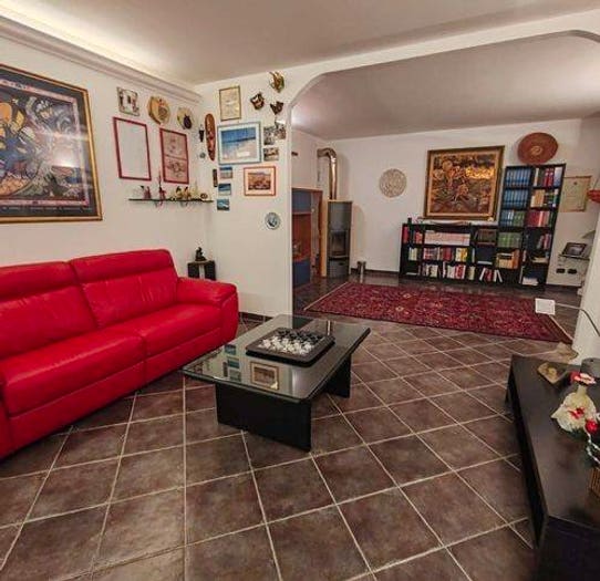 Appartamento con 6 locali in vendita in Via Poggio Del Sole Superiore, Albissola Marina