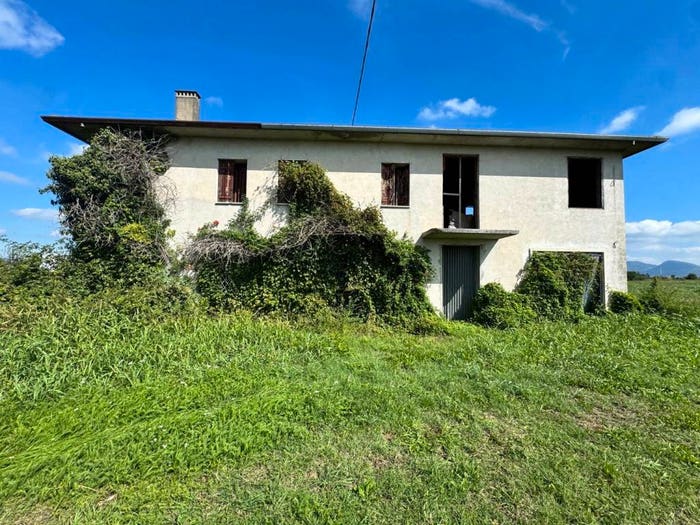 Casa trilocale in vendita in VIA ROMA, Centro, Agugliaro