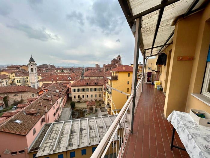 Appartamento quadrilocale in vendita in Via Craveri, Centro, Fossano