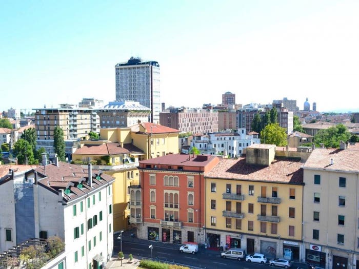 Appartamento con 6 locali in vendita in Piazza Alcide De Gasperi, Stazione, Padova