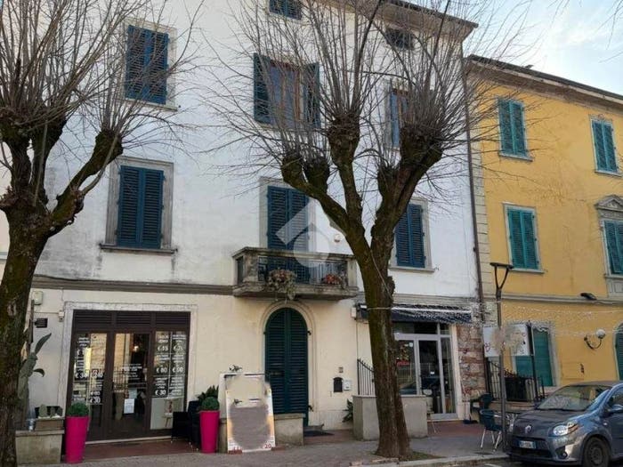 Casa con 6 locali in vendita in Corso G Matteotti, MontecatiniTerme