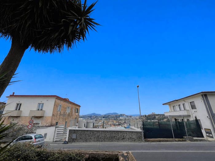 Appartamento con 5 locali in vendita in Via Torregaveta, Monte di Procida