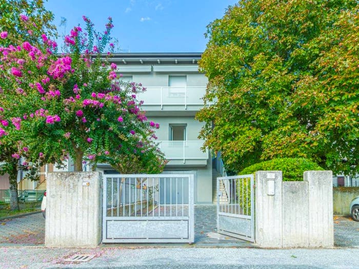 Appartamento con 5 locali in vendita in via malafarina, Pieve di Cento